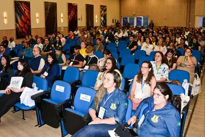 notícia: Governo do Amapá promove encontro inédito para fortalecer prevenção e controle da raiva humana e animal no estado