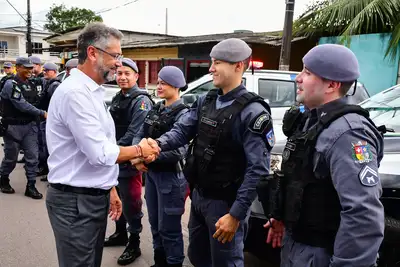 notícia: Ronda Minibox: Governador Clécio lança programa de policiamento para pequenos comércios em Macapá e Santana