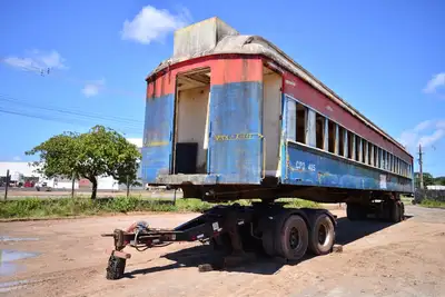 notícia: Próxima parada, Parque Residência: vagões do ciclo do manganês são transportados para restauro