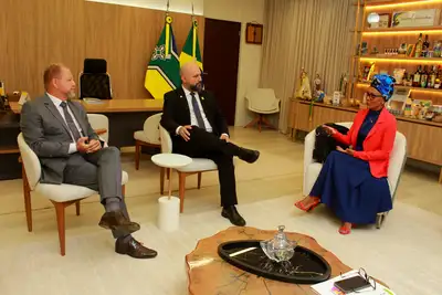 notícia: Governo do Amapá e OAB mantêm diálogo sobre anteprojeto de lei de cotas raciais em concursos públicos estaduais