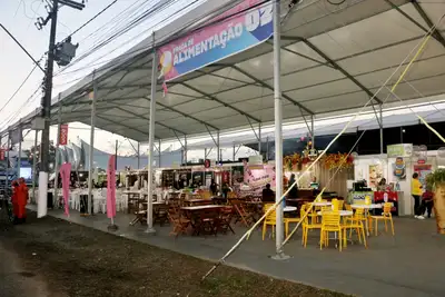 notícia: Com sete praças de alimentação, Expofeira 2026 garante diversidade gastronômica e impulsiona vendas de 127 empreendedores