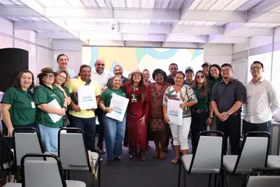 notícia: SDR entrega projetos de agroindústrias e equipamento para coleta de açaí durante encerramento da programação na Expofeira 2026