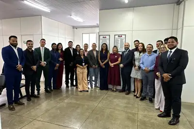 notícia: Governo do Estado e OAB/AP ampliam atendimento em Laranjal do Jari com novo espaço no Super Fácil