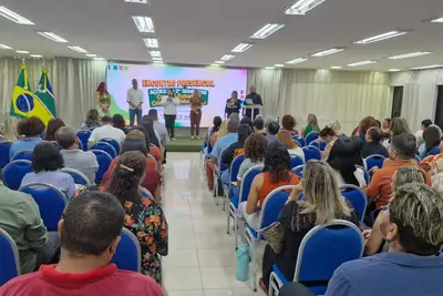 notícia: Governo do Amapá amplia em 70% número de crianças lendo com fluência na rede pública
