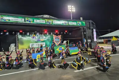 notícia: Alunos de Serra do Navio e Laranjal do Jari vencem primeiro dia de Festival de Bandas e Fanfarras do Governo do Amapá