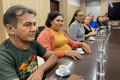 notícia: Governo do Estado anuncia aproveitamento do concurso da Educação 2022 com redução da nota de corte para 50%