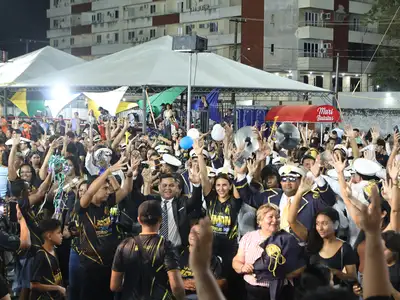 notícia: AVT é a grande campeã do segundo dia do VII Festival Estadual de Bandas e Fanfarras do Amapá, na categoria Marcial