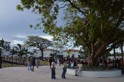 notícia: Governo do Estado amplia horário de funcionamento dos estabelecimentos da Praça do Parque Tecnológico aos sábados